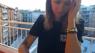 Babe on webcam: Amateur  Fansly Porn