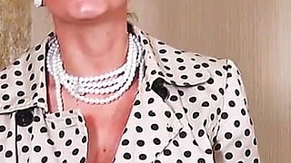 Pantyhose Femdom JOI