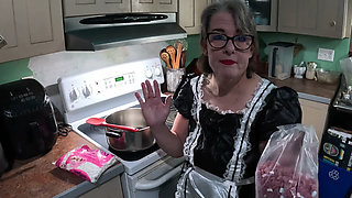 Cheryl Cooks a Halloween Treat