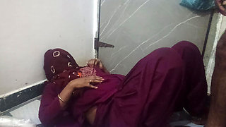 Bhabhi ji ki mast thukaee aur pilai