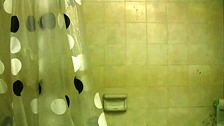 Hot Shelly Shower Nude