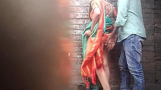 Indian Village Sexy Desi Bhabhi Hardcore Sex with Her Lover