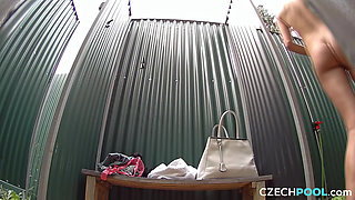 Czech Pool 4: Top Model Gets Wet in the Shower