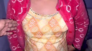 Indian Maid Bhabhi Fucked Hard by Boss in Desi Sex Scene