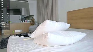 Romanian amateur webcam teen masturbate