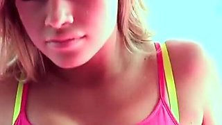 She wakes up in the pool wanting to fuck a beautiful cunt