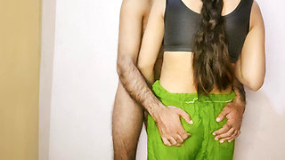 First time virgin girl viral video