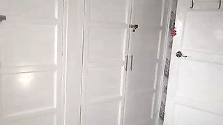 SLOPPY CHATTING MILF BIOTCH DEPSERATE FOR YOUR BONE