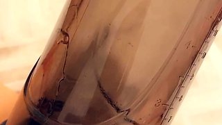 Big boob brunette masturbates on webcam