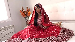 Innocent Desi babe gets rocked by the Indian husband