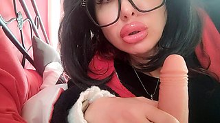 Beautiful Hentai MILF Roars in Lingerie POV