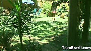Sexy Brazilian Teen Gets Sex Outside