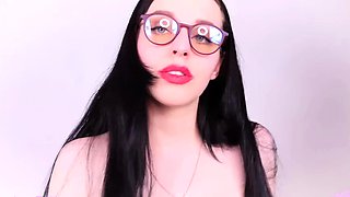 Love Chat Big Boobs Brunette Masturbating For Cam