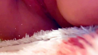 Real pulsating woman orgasm