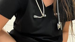 Daphne Amateur Solo Masturbation