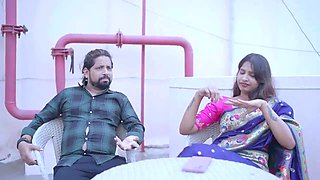 Ghar ke naukar ne malkin ko ghodi bna kar choda
