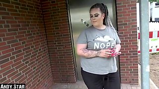 Bbw Teen 18+ Pisses Outside & Gets Creampied