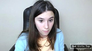 Skinny Small-Tits Petite Brunette Webcam Teen