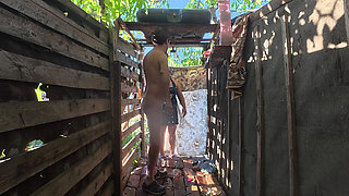 Outdoor Shower Couple