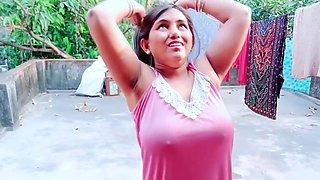 Voiture asiatique, mom maid, tamila aunty