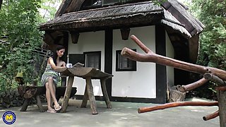 Hot Babe Doing An Old Pervert In Public - MatureNL