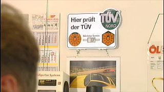 Curvy Latina Deepthroats Fat Cock in Ferrari and Gets Ass-slapping Doggy!