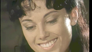 Anita Dark and the White Venus Lick Each Other to Orgasm