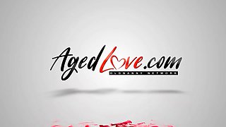 Fuck In A Threesome With Older Ladies