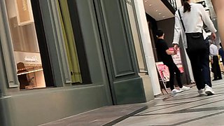 Amateur ass rammed outdoors
