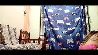 My Boss's Old Boss Invited Me to Her Husband's Luxurious Room and Asked Me for a Sexual Massage