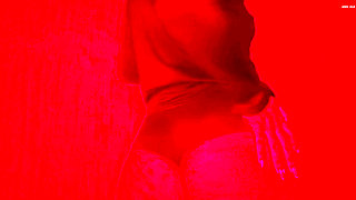 twerk of emo bitch alone in her room