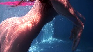 Reality european amateur sucks cock for cash outdoors