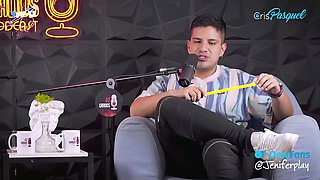 Hottie Interview In Cali Heads Wrong! Sucks My Cunt! Crispasquel And Jenifer Do A - Jenifer Play - Jenifer play