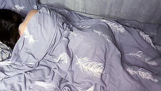 Woke up a Girl Because I Can't Sleep Until I Cum