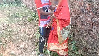 Outdoor Risky Sex on the Best in Rupali Bhabhi Bengali Wife