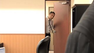Amateur Asian Lady blowjobs