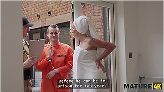 Mackenzie Page And Sam Bourne In Rough Sex With A Big-titted Milf Neighbour To Steal Her Diamonds