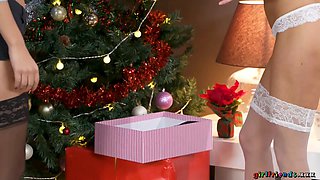 Be silent! she's next door! - gfs xxx