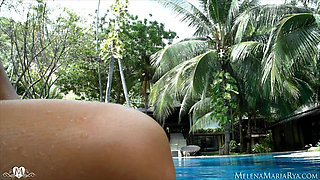 Squirt and Nice Orgasm on Tropics