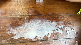 MILF Claudia Macc Breast Milk Fetish