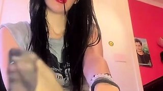 Amateur Webcam Teen Masturbates And Teases