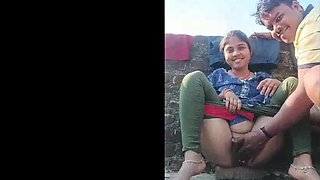 New Instagram Viral Stepbrother records his stepsister’s desi outdoor sex