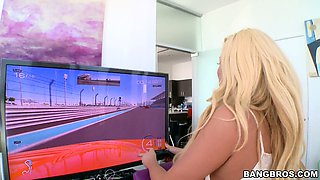 Summer Brielle playing video game with her ass naked
