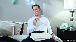Anal Queen Escort With Phoenix Marie, Danny D - Brazzers