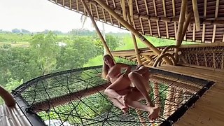 maeva se fait prendre en vacances a bali
