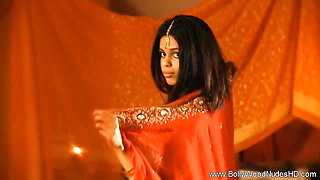 Perfect Ass On Indian Naked Babe