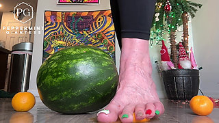 67 Giantess Size 16 Slo-mo Feet Crush Slow Motion Oranges & Watermelon Destruction