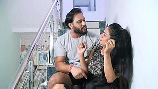 Indian Bhabhi Seduces Young Boy - Hot Desi Aunty Hardcore Doggy Style Sex