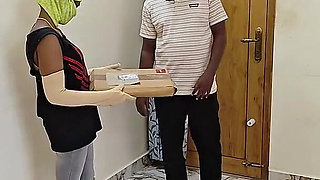 Delivery Boy Unexpected Fucks Lonely Girl