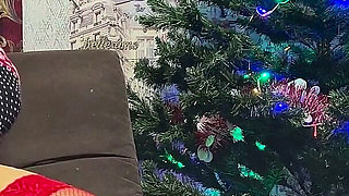 Christmas Morning Sex with Caring Girlfriend